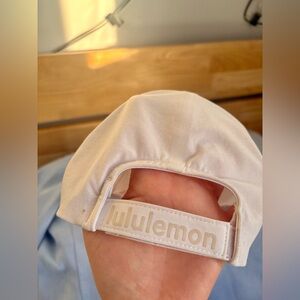 Lululemon baseball cap, never worn, in pale pink